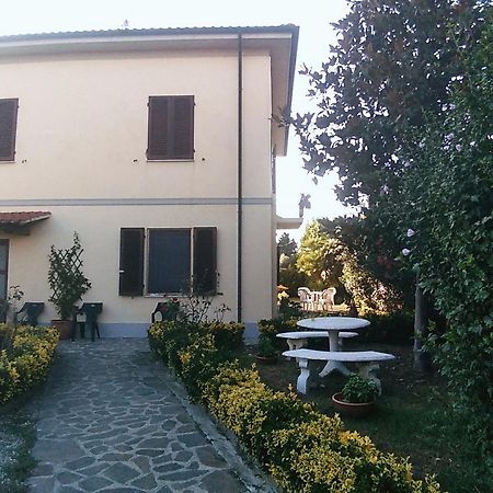 La Bicicletta Rossa B&B Cenaia Dış mekan fotoğraf